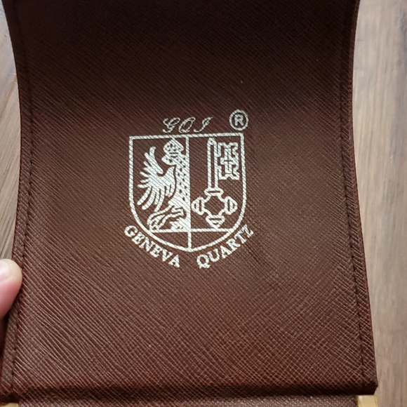 NWT-  Geneva quartz women's watch - Picture 2 of 4